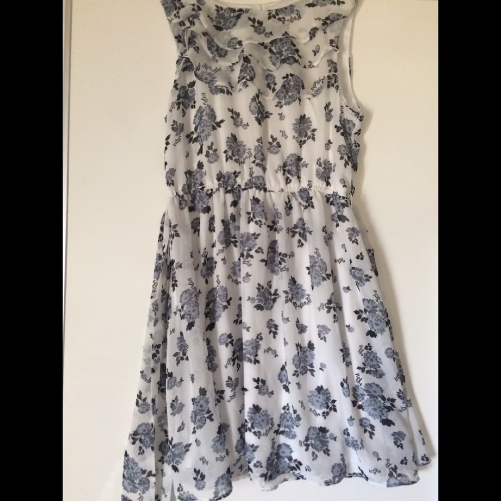 Girls casual dress
